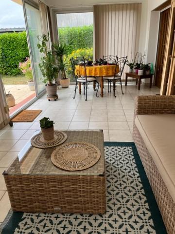 Bed and Breakfast Les Voyages De Louison Lavardac Екстер'єр фото